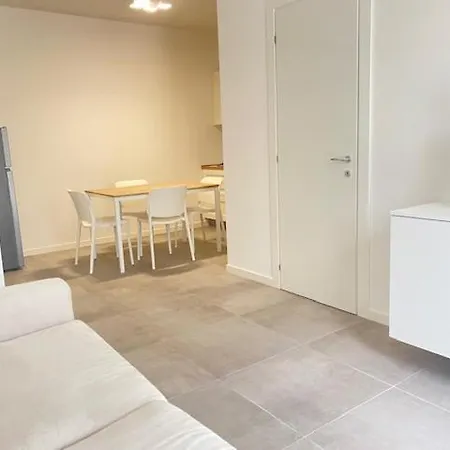 Nuovo Bilocale Super Accessoriato Con Spazio Esterno
