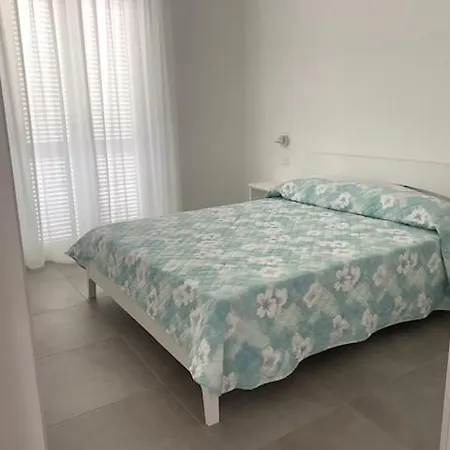 Nuovo Bilocale Super Accessoriato Con Spazio Esterno דירה